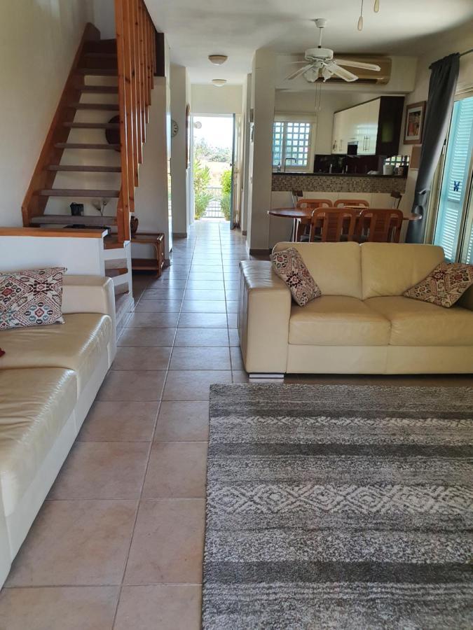 Melanta Villa 피조우리 외부 사진